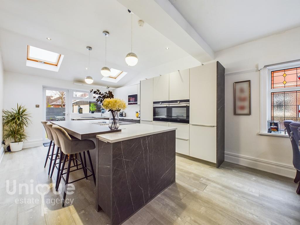 Mayfield Road, Lytham St. Annes, FY8 4 bed semidetached house for sale