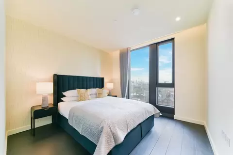 2 bedroom apartment for sale, Nine Elms, London, SW2 1GQ