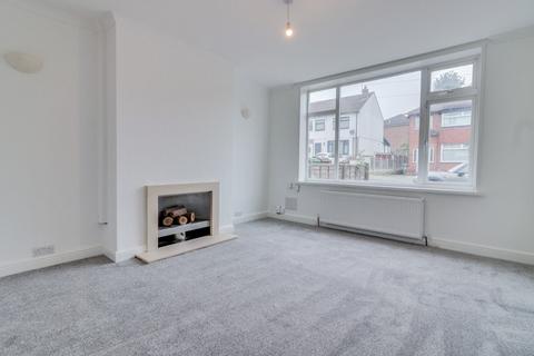 3 bedroom terraced house for sale, Longfield Drive, Rodley, Leeds, West Yorkshire, LS13