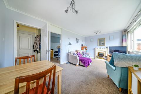 34 Beacon Grove, Morley, Leeds, LS27 9HJ