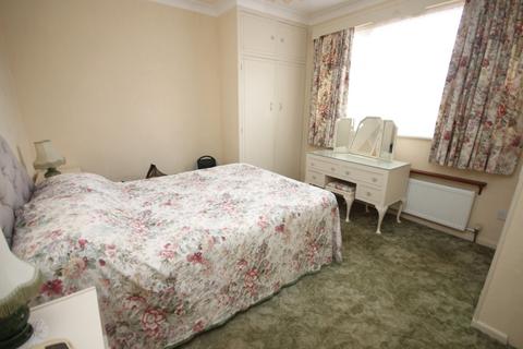 1 Bognor Road, Broadstone, BH18 9HA