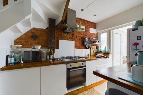 3 bedroom semi-detached house for sale, The Broadway, Lancing, BN15 8NY
