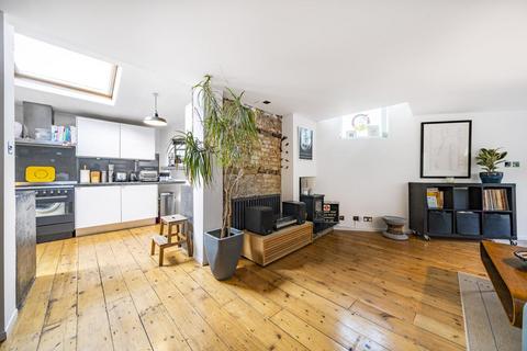 10 Lansdowne Place, London, SE19 2UQ