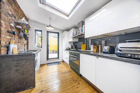 10 Lansdowne Place, London, SE19 2UQ