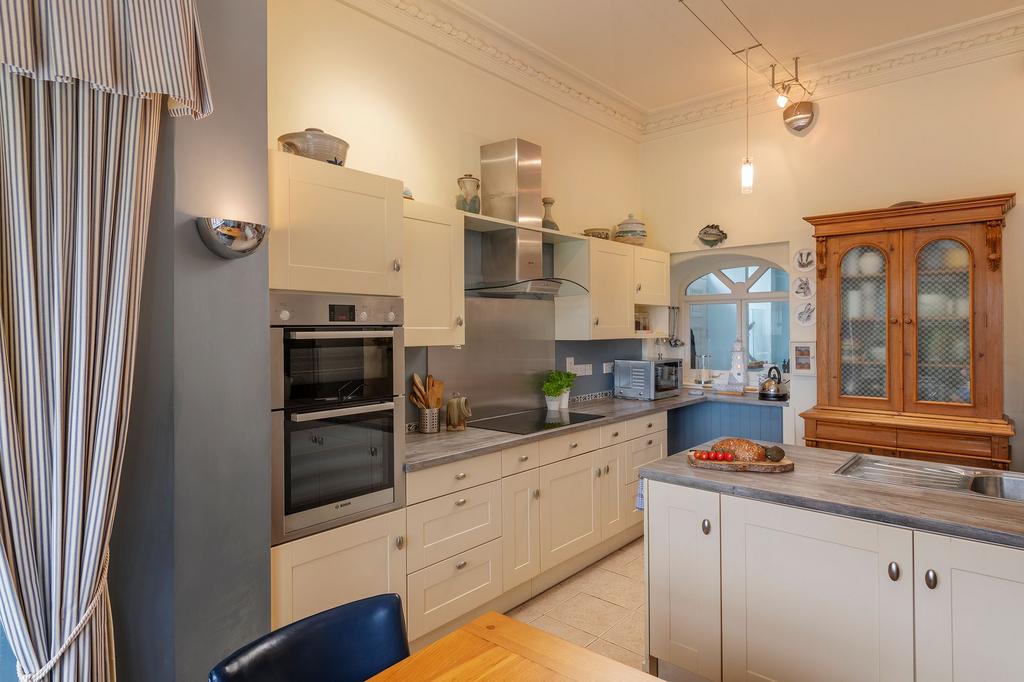Kitchen & Breakfast Room, 1 Stokeley Manor,...