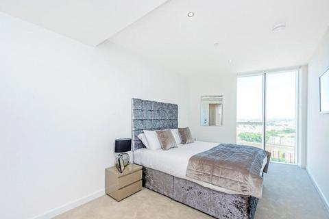 1 bedroom apartment for sale, Sky Gardens, Nine Elms SW8