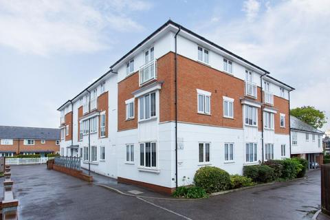 Whitstable - 2 bedroom flat for sale