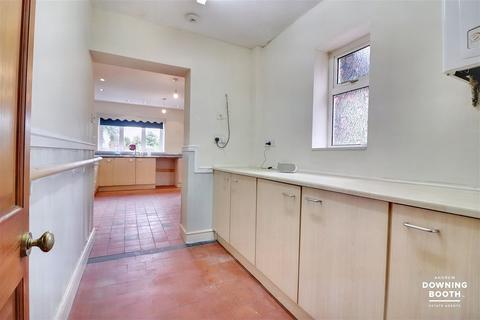 14 Beech Gardens, Lichfield, WS14 9EB