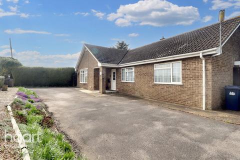 3 bedroom detached bungalow for sale - Roman Bank, Newton-in-the-Isle