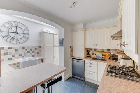 2 bedroom terraced house to rent - Middlefield Road, Bromsgrove, Worcestershire, B60