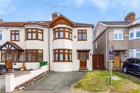 3 bedroom end of terrace house for sale, Northdown Road, Hornchurch, RM11