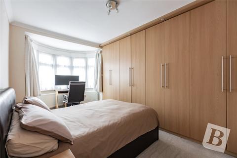 3 bedroom end of terrace house for sale - Northdown Road, Hornchurch, RM11
