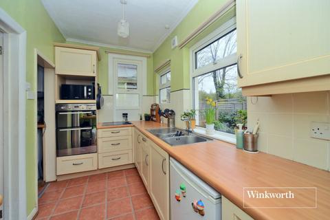 4 bedroom semi-detached house for sale, Lindsay Road, Worcester Park, KT4