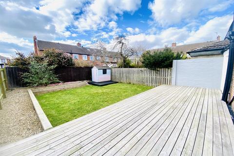 3 bedroom semi-detached house for sale - Westbourne Avenue, Gosforth