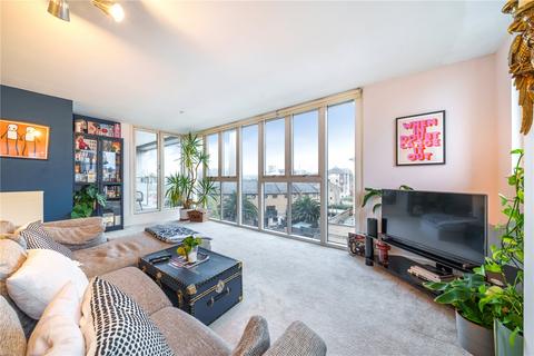 2 bedroom apartment for sale - Rayleigh Road, London, E16