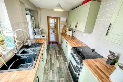 2 bedroom terraced house for sale, Brook Street, Tywyn, Gwynedd, LL36