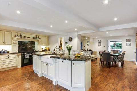 undefined, Crescent Terrace, Cheltenham, Gloucestershire, GL50.