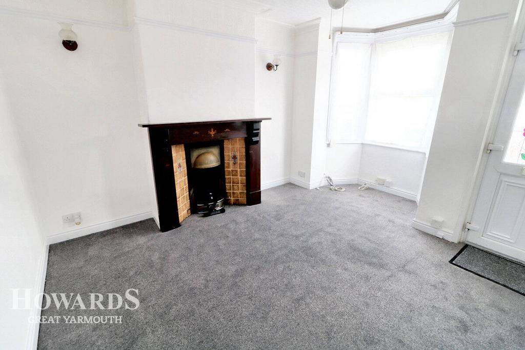 Northgate Street, Great Yarmouth 2 bed terraced house for sale £110,000
