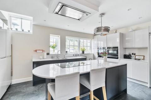 3 bedroom detached house for sale - Mill Hill Village,  London,  NW7
