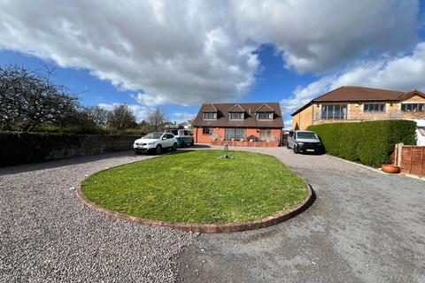 4 bedroom detached house for sale, South View, Rhoose, CF62