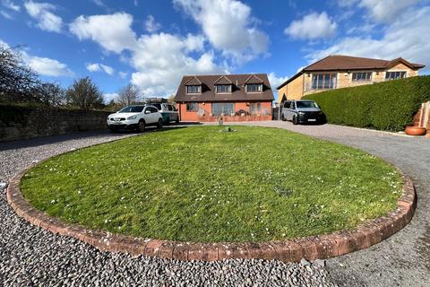 4 bedroom detached bungalow for sale, South View, Rhoose, CF62