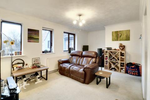1 bedroom coach house for sale, The Bentleys, Southend-on-Sea