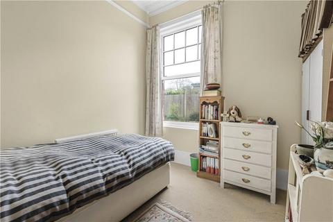 2 bedroom apartment for sale - Castle Road, Woking, Surrey, GU21