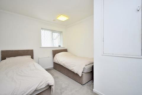 33 Brook Road, Leicester, LE5 2HE