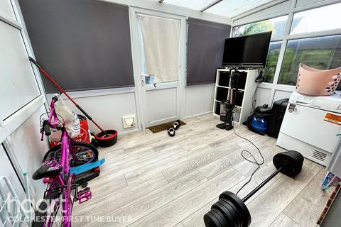 1 Berkley Close, Highwoods, Colchester, CO4 9RZ