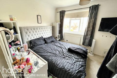 1 Berkley Close, Highwoods, Colchester, CO4 9RZ