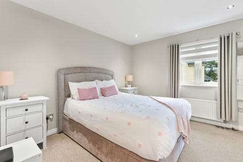 2 bedroom semi-detached house for sale - Glen Shira Drive, Dumbarton, West Dunbartonshire, G82