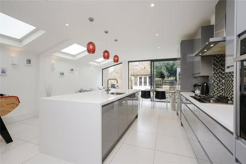 4 bedroom terraced house for sale, Sandycoombe Road, St Margarets, TW1