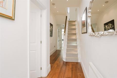 9 Sandycoombe Road, Twickenham, TW1 2LU
