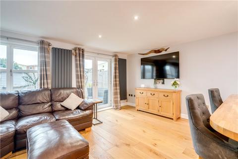 10 Chevin Fold, Otley, LS21 1RB