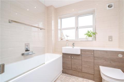 10 Chevin Fold, Otley, LS21 1RB