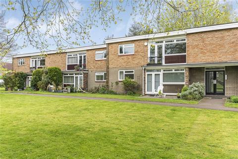 2 bedroom apartment for sale, Field Close, Bromley, BR1