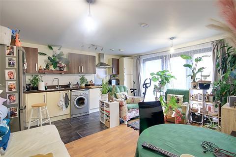 1 bedroom flat for sale - Cloda Court, 291 Fore Street, LONDON, N9