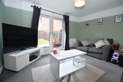 2 bedroom semi-detached house for sale - Park View Road, Salford, M6