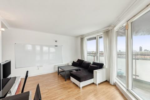 2 bedroom flat for sale, Hutchings Street, London, E14