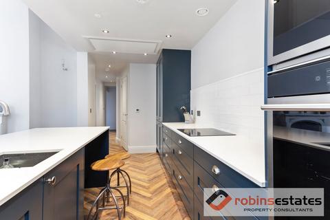 2 bedroom flat to rent, Derby Road, Nottingham, NG7 1NF