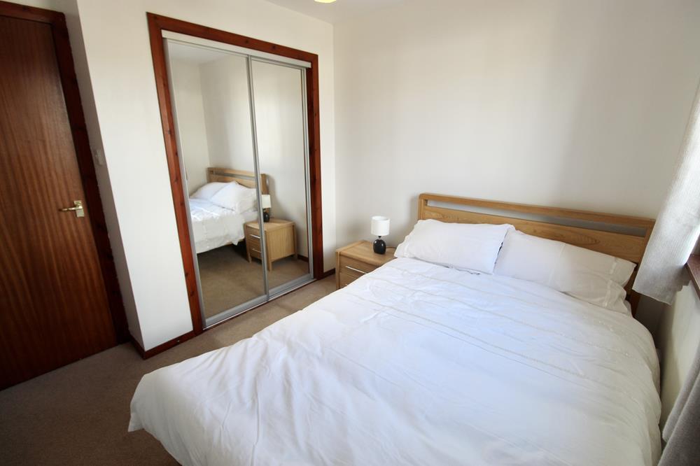 Bedroom 2 (1)
