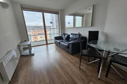 2 bedroom flat to rent, 226 West Point, Leeds City Centre