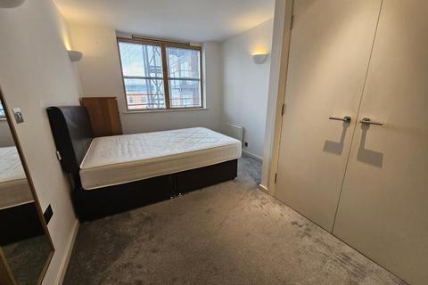 2 bedroom flat to rent - 226 West Point, Leeds City Centre