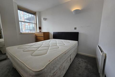 2 bedroom flat to rent - 226 West Point, Leeds City Centre