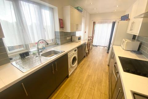 1 bedroom in a house share to rent - Enfield EN3