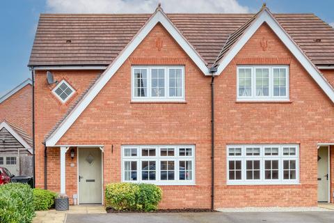 3 bedroom semi-detached house for sale, Turntable Avenue, Aston Fields, Bromsgrove, B60 3SP