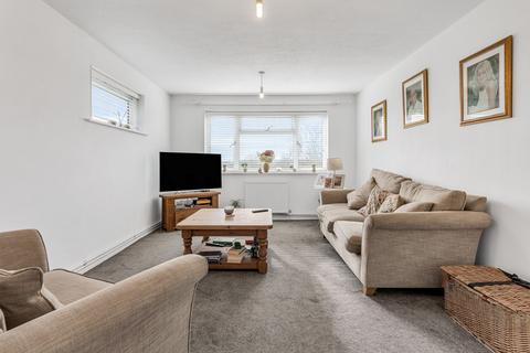 70 Chapelfields, Stanstead Abbotts, Ware, SG12 8HX