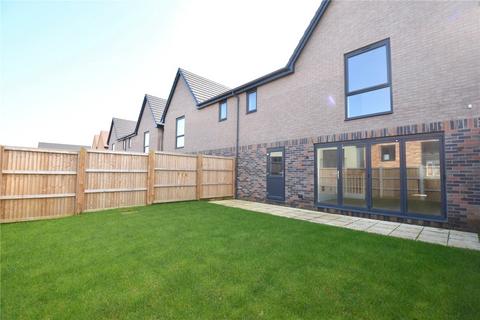 3 bedroom semi-detached house for sale, Holmhill Drive, Laureate Fields, Felixstowe, IP11