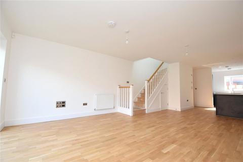 3 bedroom semi-detached house for sale, Holmhill Drive, Laureate Fields, Felixstowe, IP11