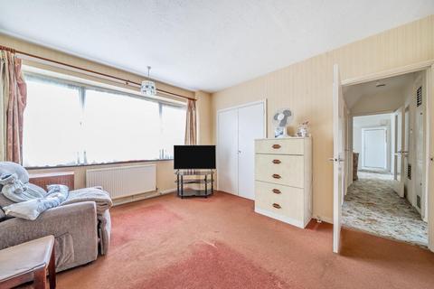 119 Eltham Road, London, SE12 8UG
